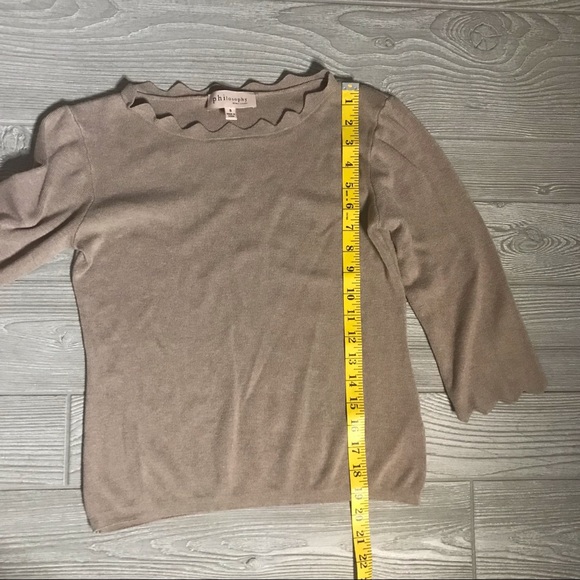 PHILOSOPHY Beige Tan Scalloped Edge Lightweight Elbow Length Sleeve Sweater - Picture 6 of 7